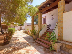 Отель Scenic Holiday home in San Vito Lo Capo with Garden, Сан Вито Ло Капо